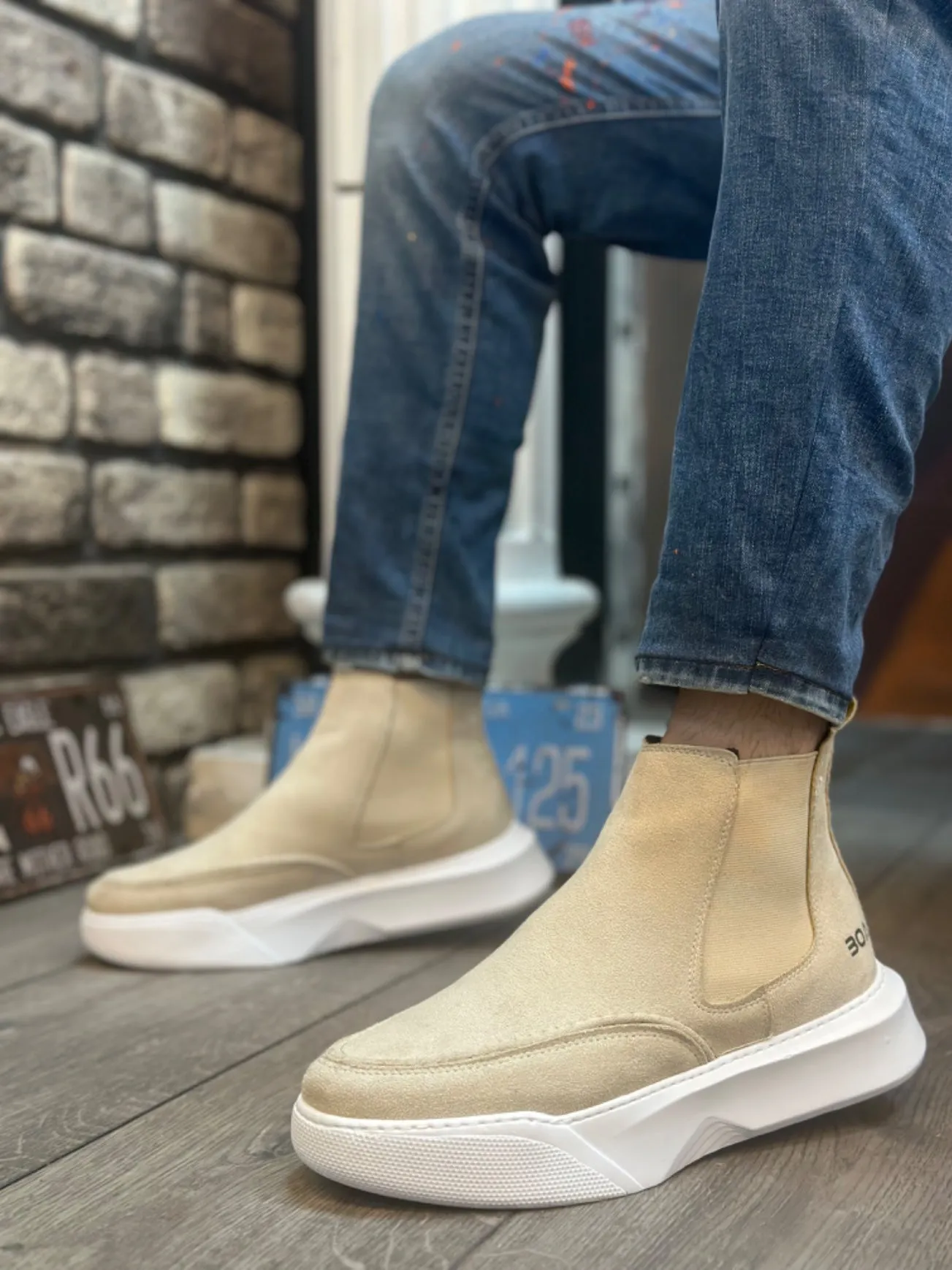 BA0150 Laceless Men's Cream Suede High Sole Sports Boots