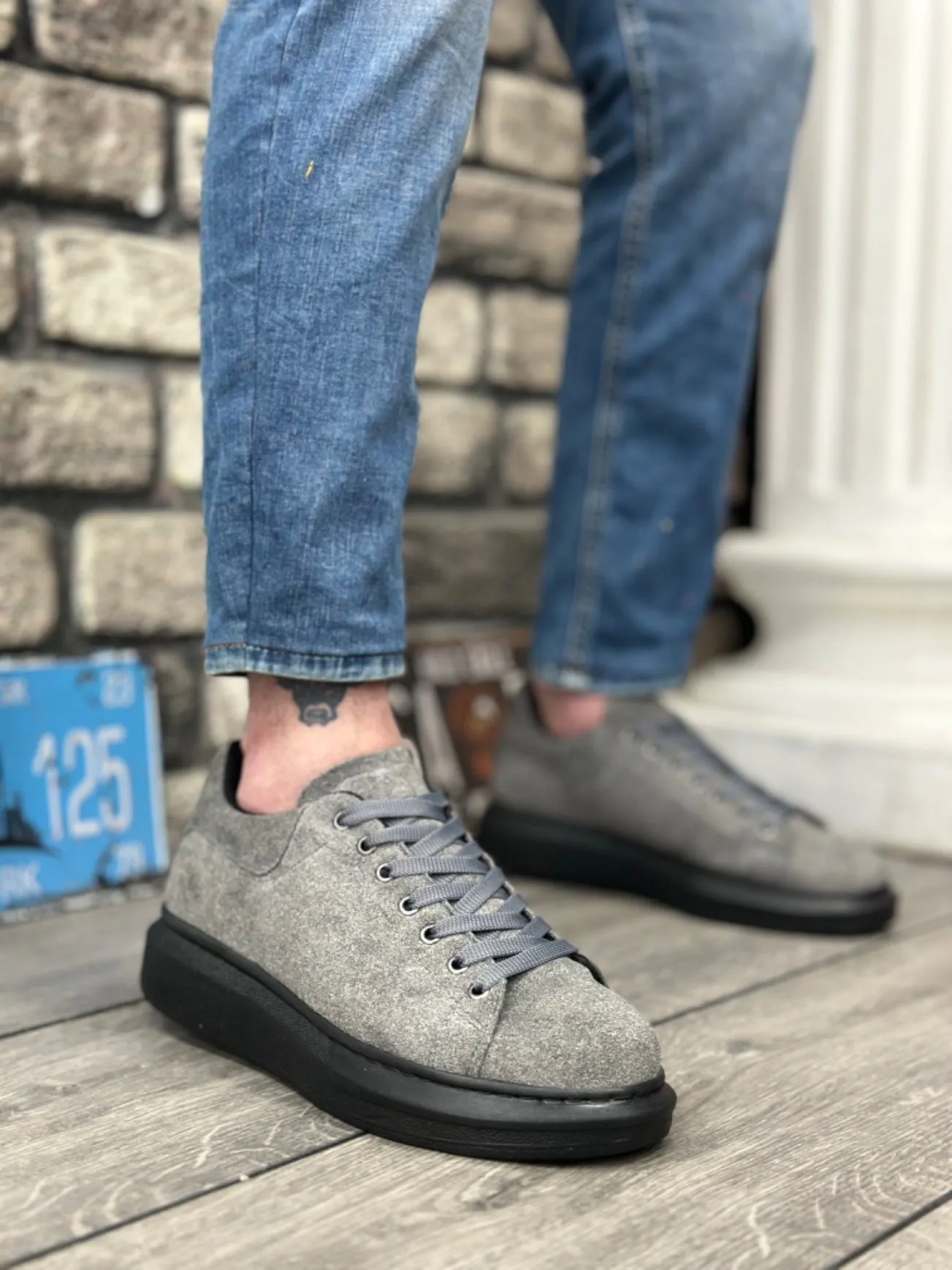 BA0547 Thick High Sole Gray Black Suede Lace-Up Sports Men's Sneakers Shoes