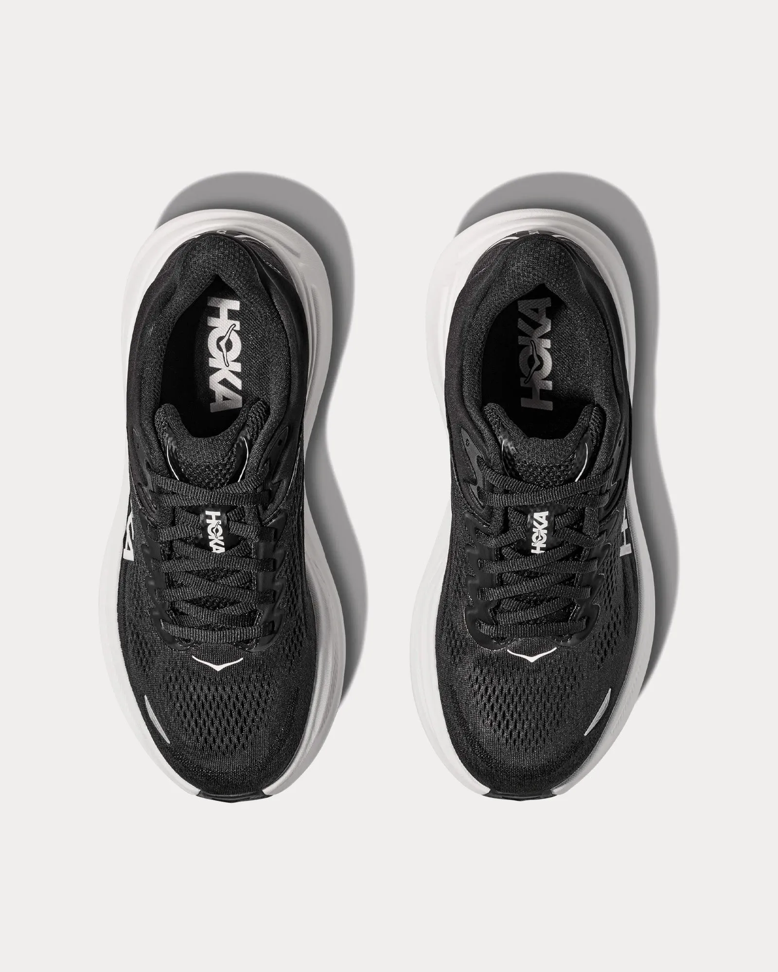 Bondi 9 Black / White Running Shoes