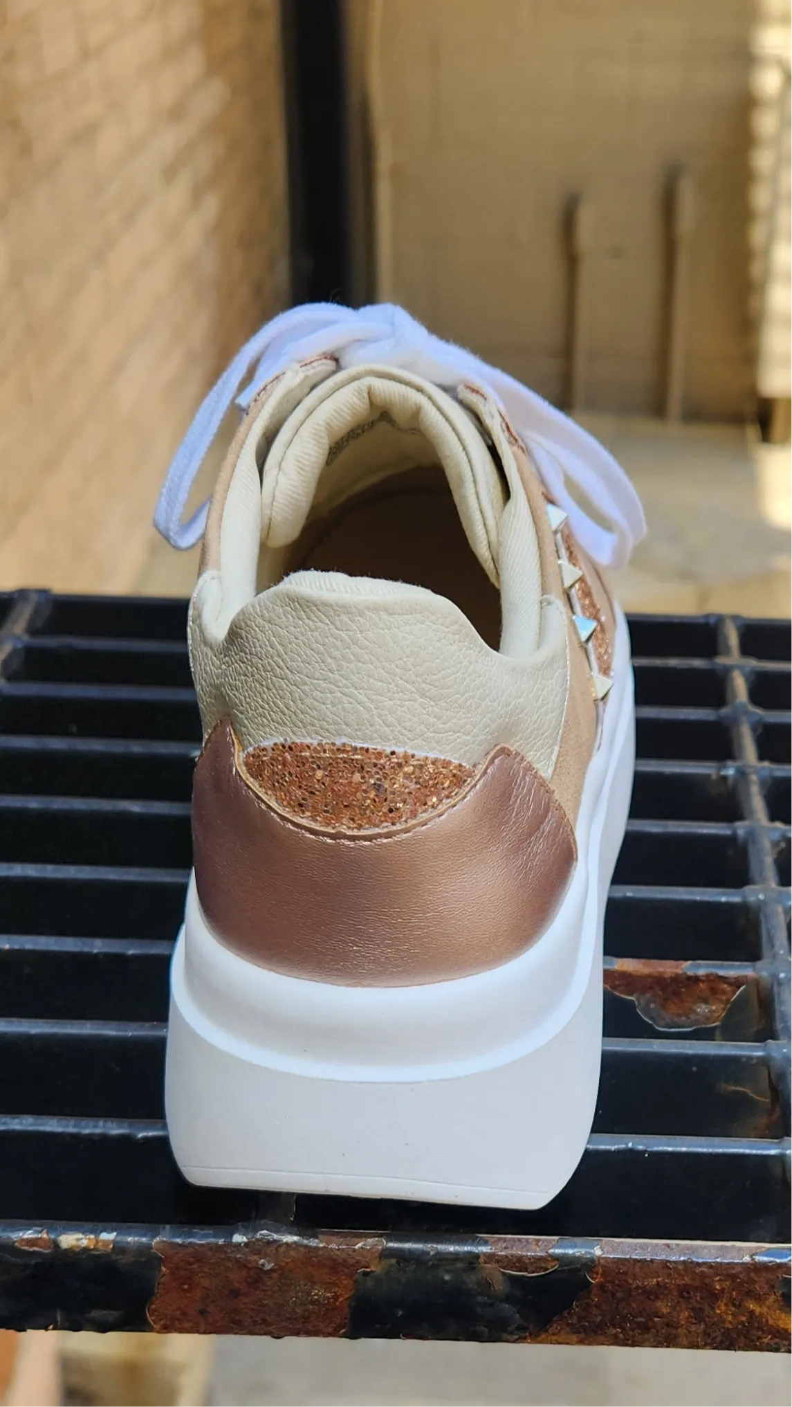 Yellow Box Elvera Sand Flatform Sneakers